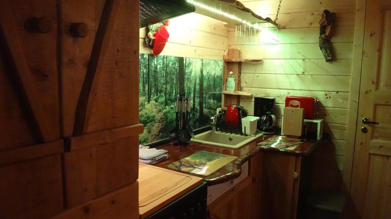 Holzhaus Waldwichtel Am Wald Und See Neuruppin Eksteriør bilde